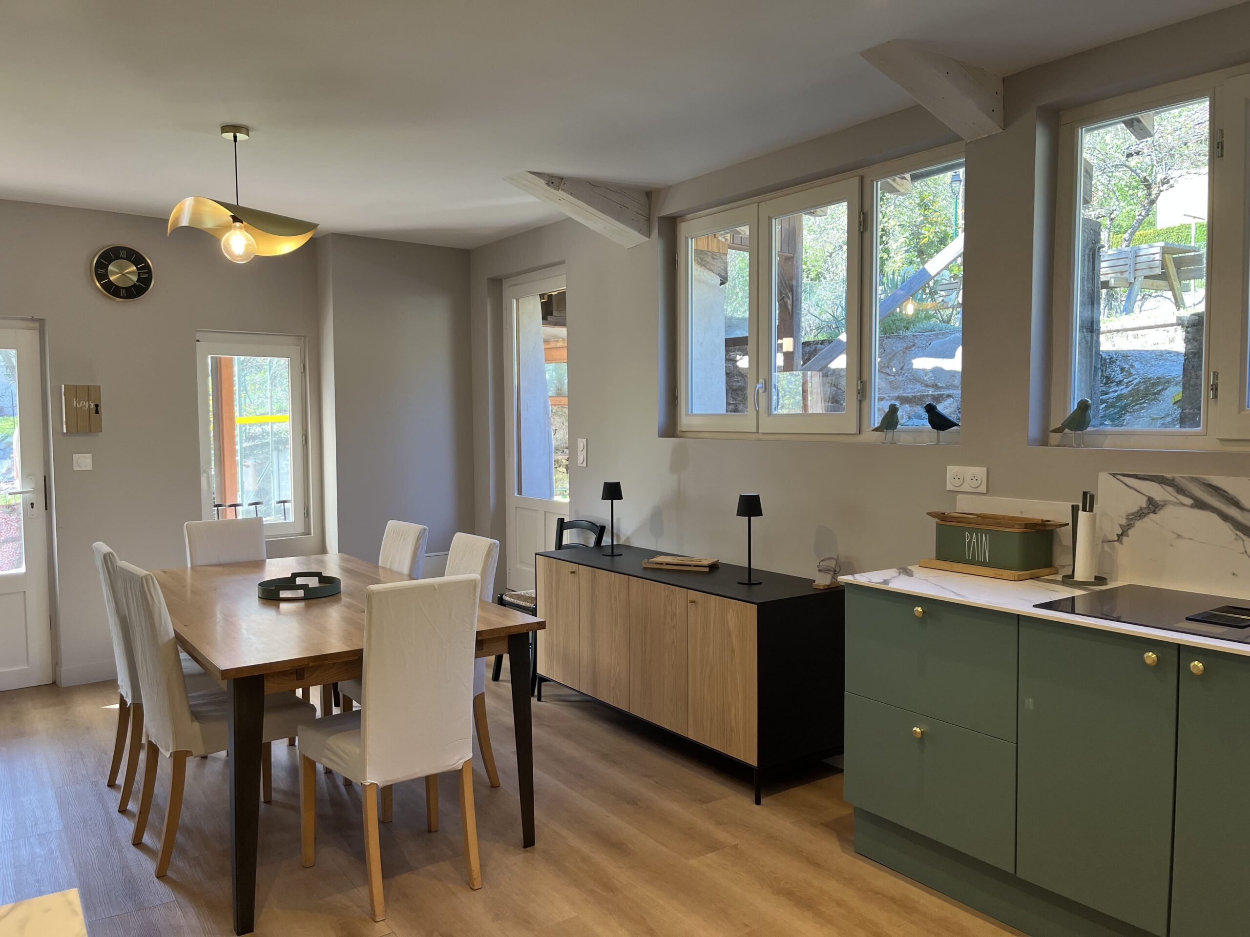 Salle à manger 2